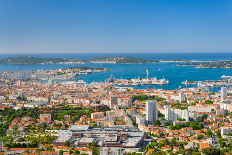 Investir dans un appartement avec travaux pour particulier à Toulon dans le Var